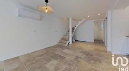 Duplex 4 pièces de 105 m² à LES ISSAMBRES (83380)