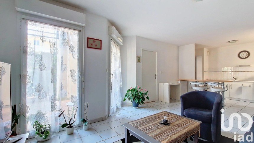 Apartment 3 rooms of 63 m² in Biganos (33380)