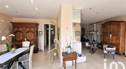 Maison 9 pièces de 380 m² à Castelsarrasin (82100)