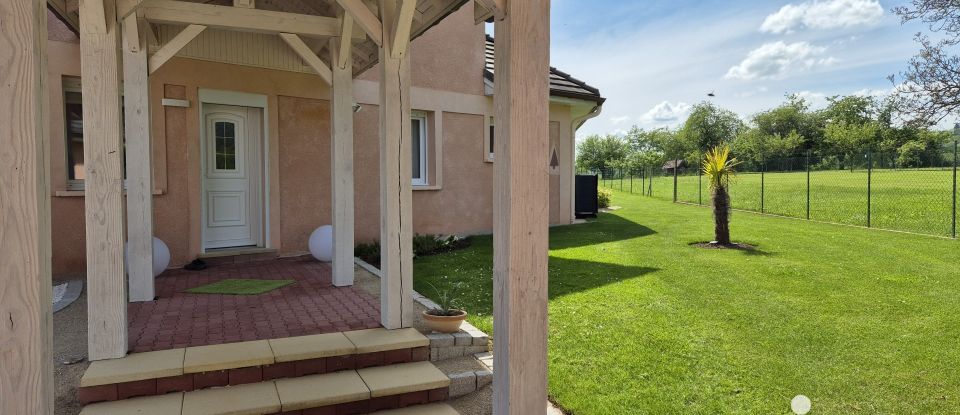 Maison 4 pièces de 208 m² à Monthureux-sur-Saône (88410)