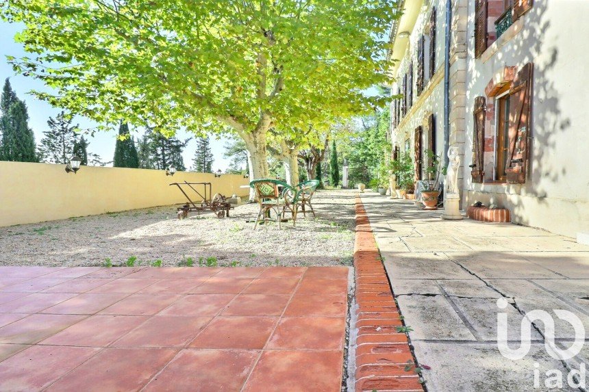 Domaine 8 pièces de 426 m² à Aix-en-Provence (13090)