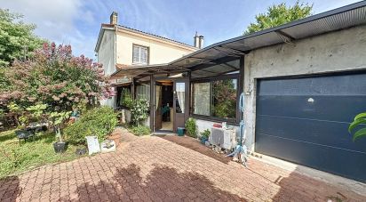 House 4 rooms of 138 m² in Saint-Michel (16470)