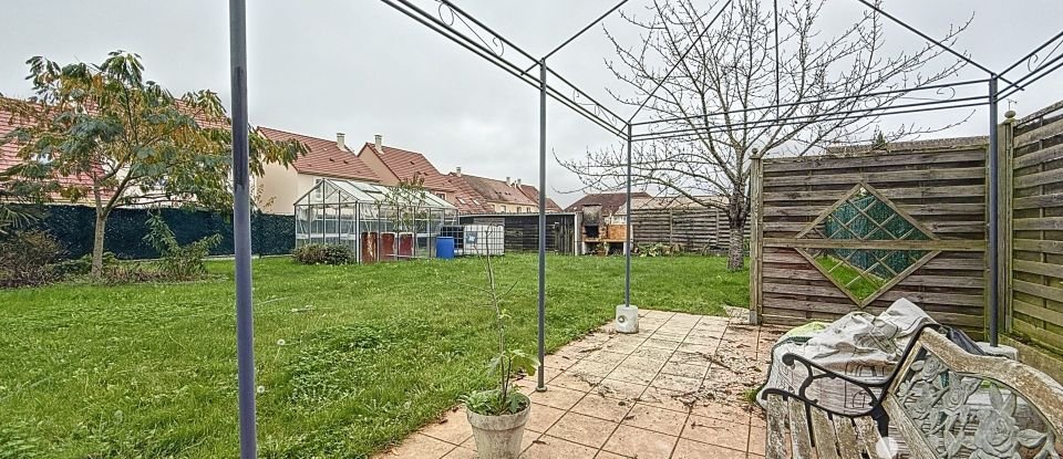 Maison traditionnelle 4 pièces de 82 m² à Breuillet (91650)