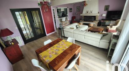 House 6 rooms of 196 m² in Jouars-Pontchartrain (78760)