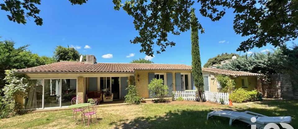 Maison 4 pièces de 98 m² à Valréas (84600)