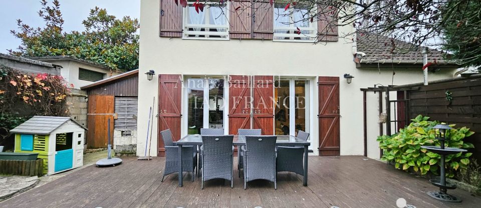 Maison 5 pièces de 90 m² à Moissy-Cramayel (77550)