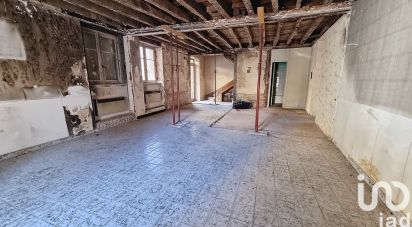 Immeuble de 157 m² à Bourbon-l'Archambault (03160)