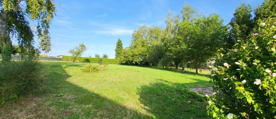 Longère 7 pièces de 220 m² à Baron (60300)