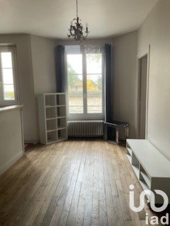 Apartment 2 rooms of 37 m² in Fontainebleau (77300)