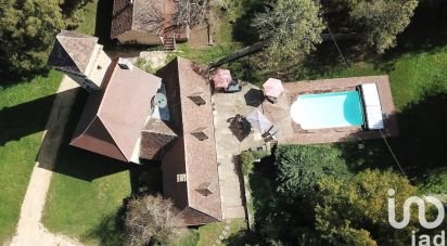 Demeure 6 pièces de 180 m² à Sarlat-la-Canéda (24200)