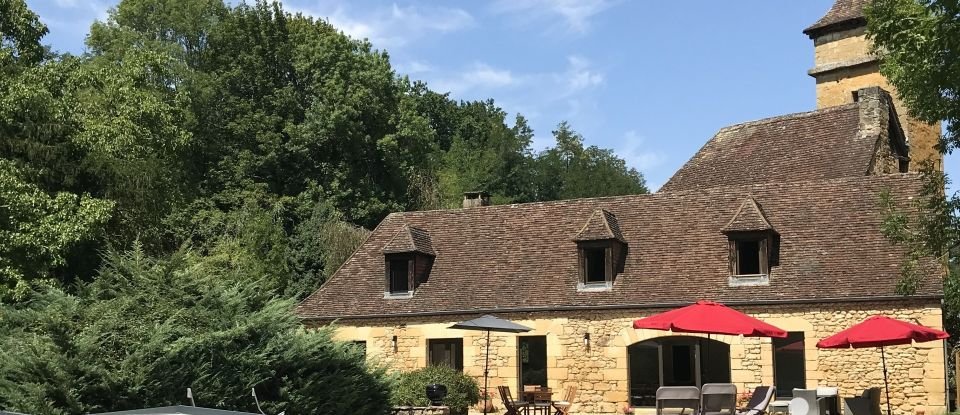 Mansion 6 rooms of 180 m² in Sarlat-la-Canéda (24200)