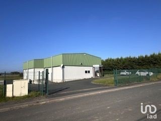 Local d'activités de 280 m² à Francaltroff (57670)