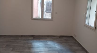 Appartement 1 pièce de 41 m² à Belgentier (83210)