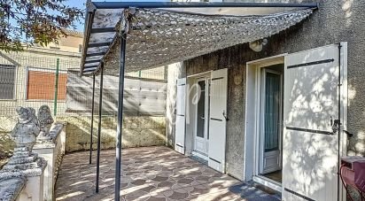 Maison traditionnelle 5 pièces de 101 m² à Cabannes (13440)