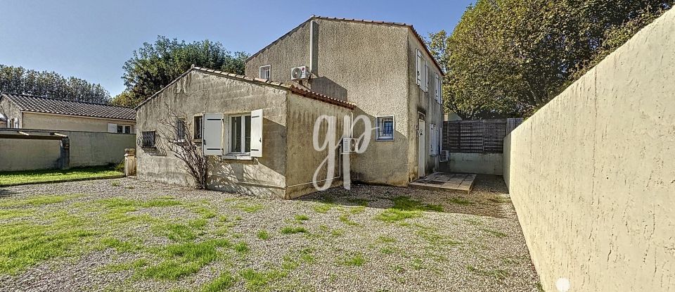 Maison traditionnelle 5 pièces de 101 m² à Cabannes (13440)