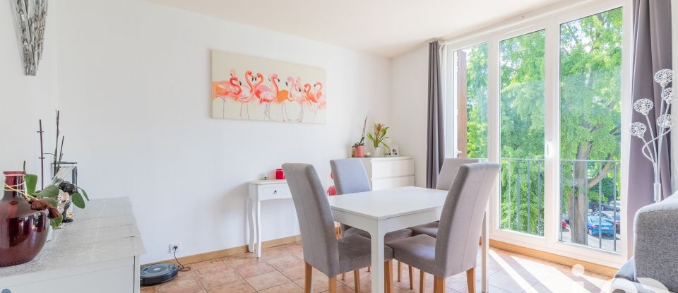 Apartment 3 rooms of 66 m² in Viry-Châtillon (91170)