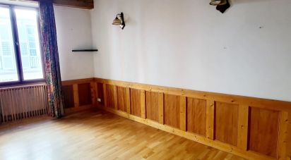 Apartment 3 rooms of 67 m² in Chambéry (73000)