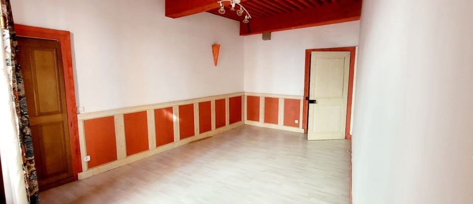 Apartment 3 rooms of 67 m² in Chambéry (73000)