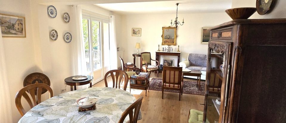 Apartment 5 rooms of 94 m² in Salon-de-Provence (13300)