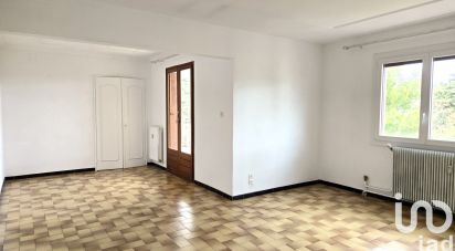 Appartement 4 pièces de 84 m² à Salon-de-Provence (13300)