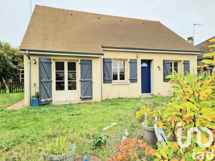 House 4 rooms of 72 m² in Torcé-en-Vallée (72110)