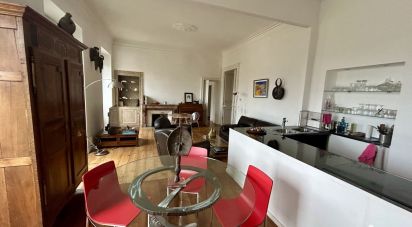 Apartment 3 rooms of 83 m² in Pau (64000)