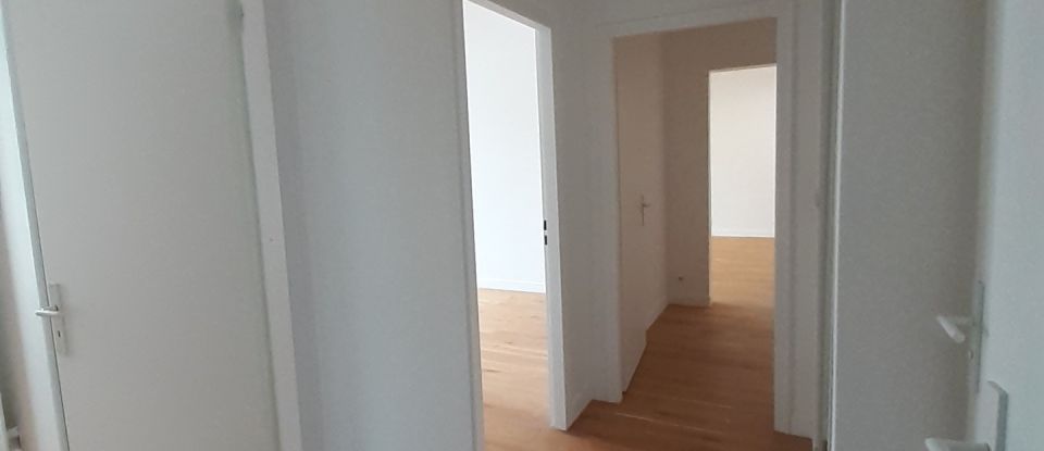 Apartment 3 rooms of 63 m² in Suresnes (92150)