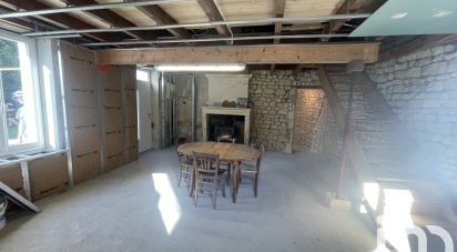 Maison 2 pièces de 41 m² à Tanzac (17260)