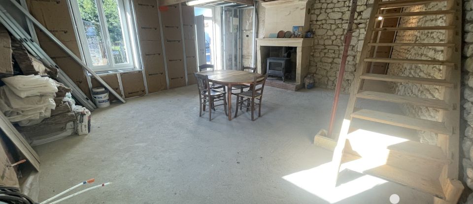 Maison 2 pièces de 41 m² à Tanzac (17260)