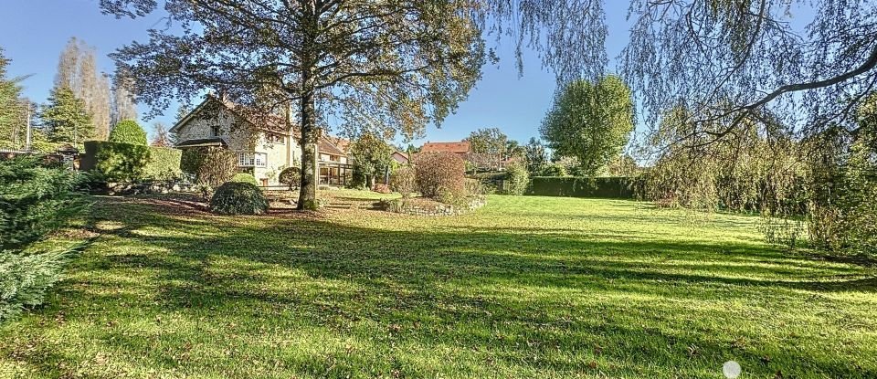 Maison de campagne 8 pièces de 243 m² à Poigny-la-Forêt (78125)