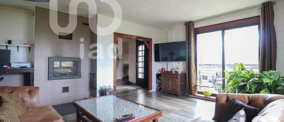 Maison 5 pièces de 130 m² à Châteauponsac (87290)