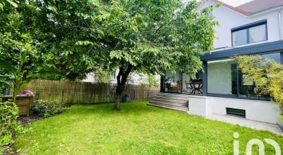 House 6 rooms of 155 m² in Le Perreux-sur-Marne (94170)