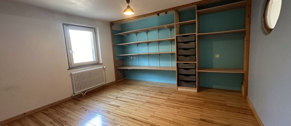 Maison 7 pièces de 197 m² à Ungersheim (68190)