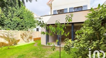 Maison 8 pièces de 180 m² à Bois-Colombes (92270)