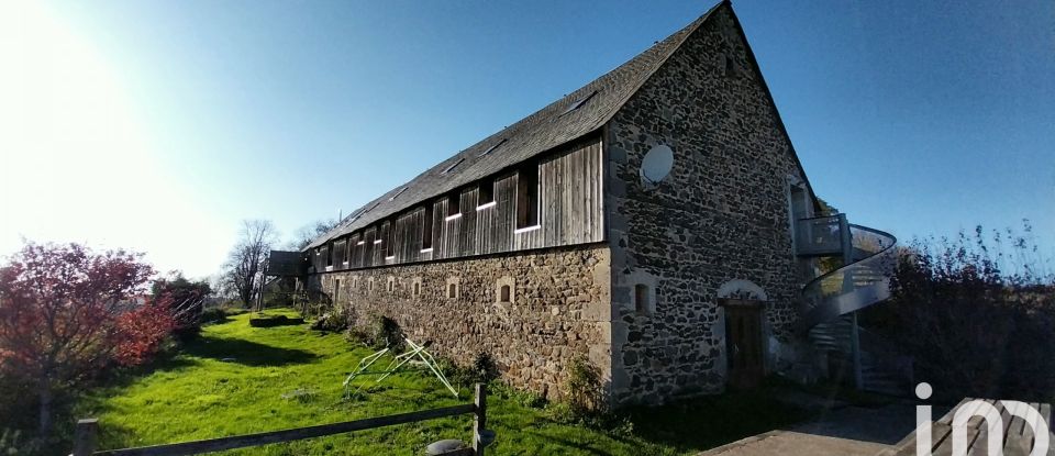 Gîte 18 pièces de 613 m² à La Tour-d'Auvergne (63680)