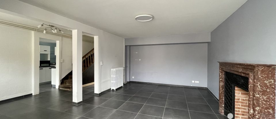 Maison 5 pièces de 160 m² à Saint-Laurent-sur-Gorre (87310)