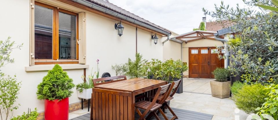 Maison 5 pièces de 135 m² à Stains (93240)