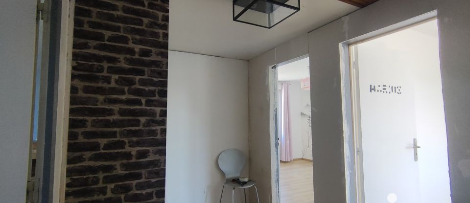 Town house 4 rooms of 120 m² in Gacé (61230)