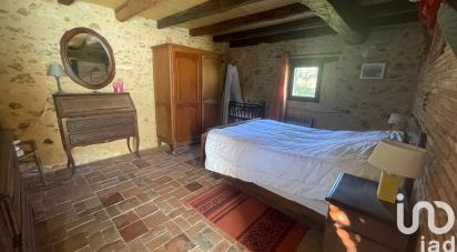 Longere 8 rooms of 196 m² in Église-Neuve-d'Issac (24400)