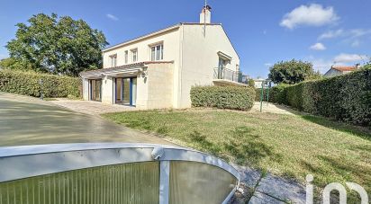 Maison traditionnelle 6 pièces de 173 m² à La Rochelle (17000)