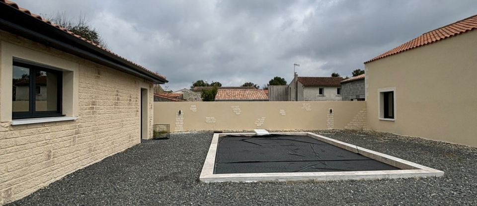 Maison 5 pièces de 137 m² à Tonnay-Charente (17430)