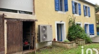 Maison traditionnelle 7 pièces de 250 m² à Moissac (82200)