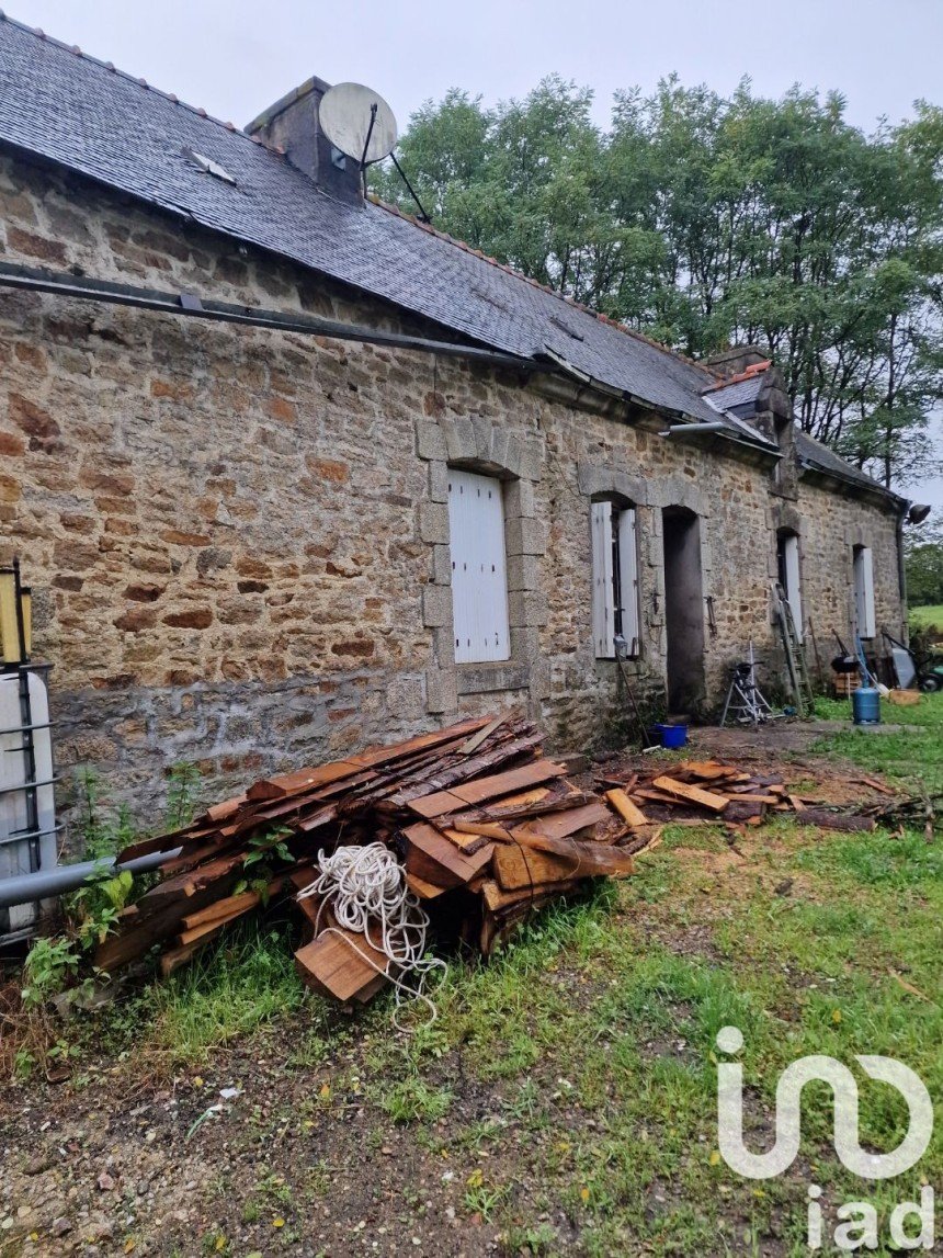 Maison de campagne 2 pièces de 180 m² à Berné (56240)