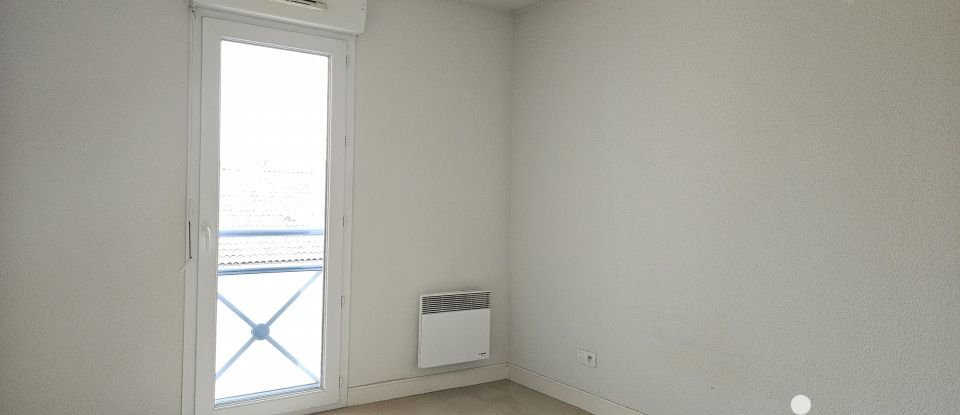 Apartment 2 rooms of 49 m² in Dax (40100)