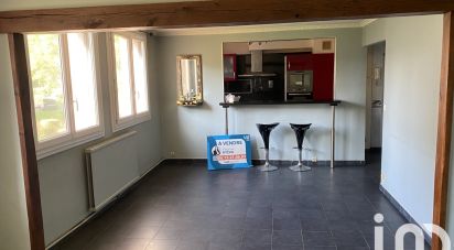 Appartement 4 pièces de 70 m² à Villiers-le-Bel (95400)