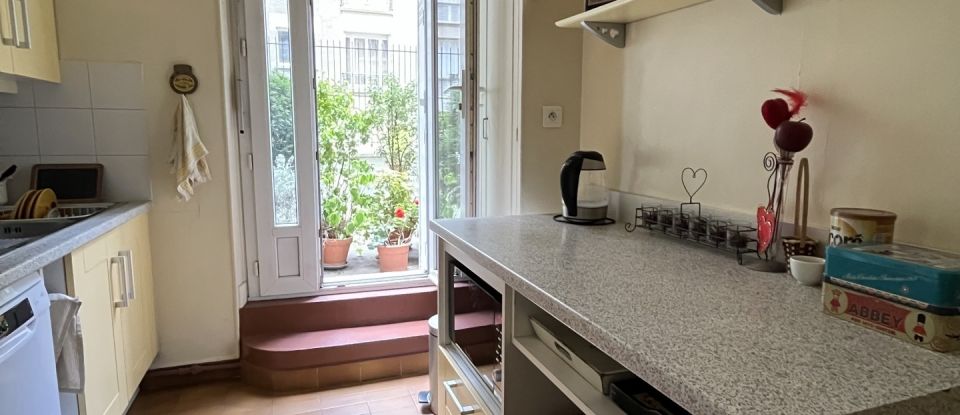 Appartement 3 pièces de 102 m² à Paris (75017)