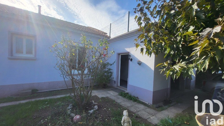 Traditional house 4 rooms of 168 m² in Vinassan (11110)