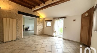 House 8 rooms of 180 m² in Bazoches-les-Gallerandes (45480)