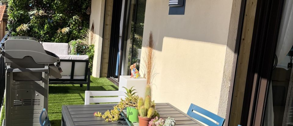 Appartement 3 pièces de 85 m² à Bandol (83150)