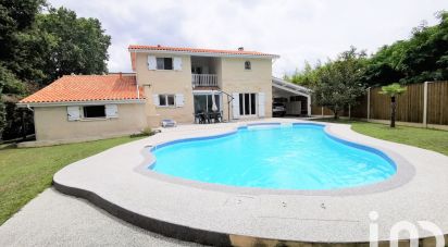 Maison 5 pièces de 162 m² à Pessac (33600)